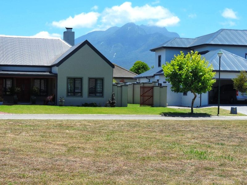 RARE OPPORTUNITY:  ONE OF THE LAST SPACIOUS STANDS NOW AVAILABLE IN BLUE MOUNTAIN VILLAGE, GEORGE - Photo 5