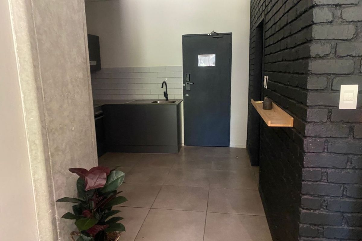 Fully furnished 1 bedroom and 1 bathroom apartment available for rental - Photo 3