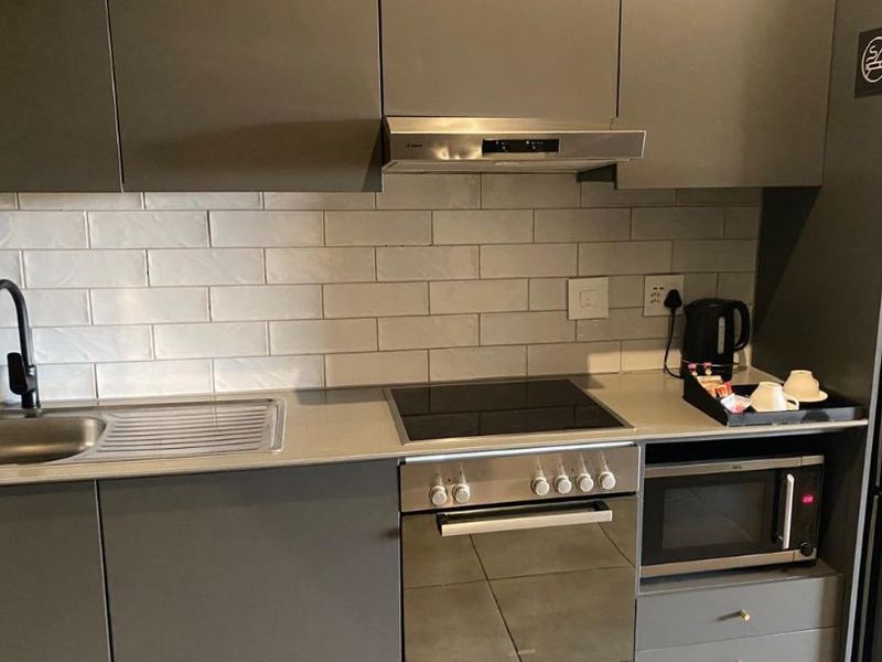 Fully furnished 1 bedroom and 1 bathroom apartment available for rental - Photo 2