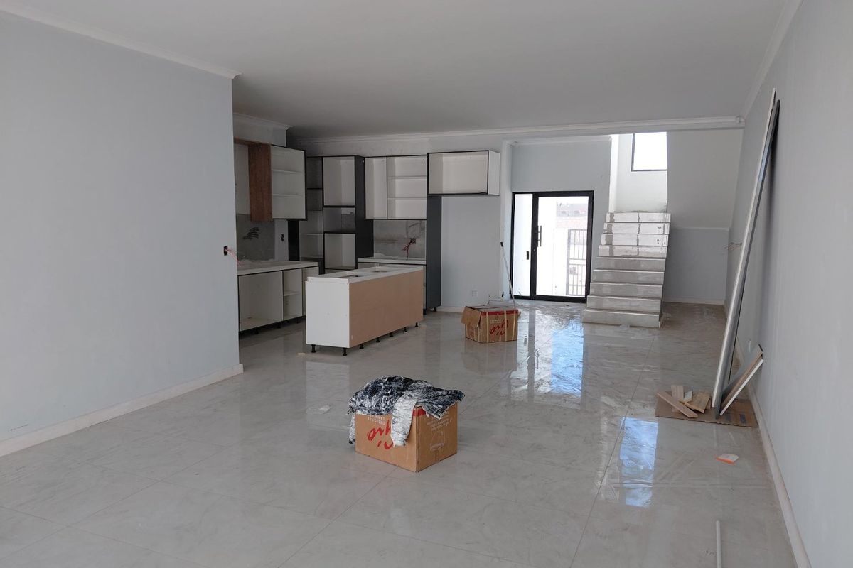 Modern 4-Bed, 3-Bath New Build in Sandown – Completion Mid-December 2025 - No Transfer Duty.  - Photo 2