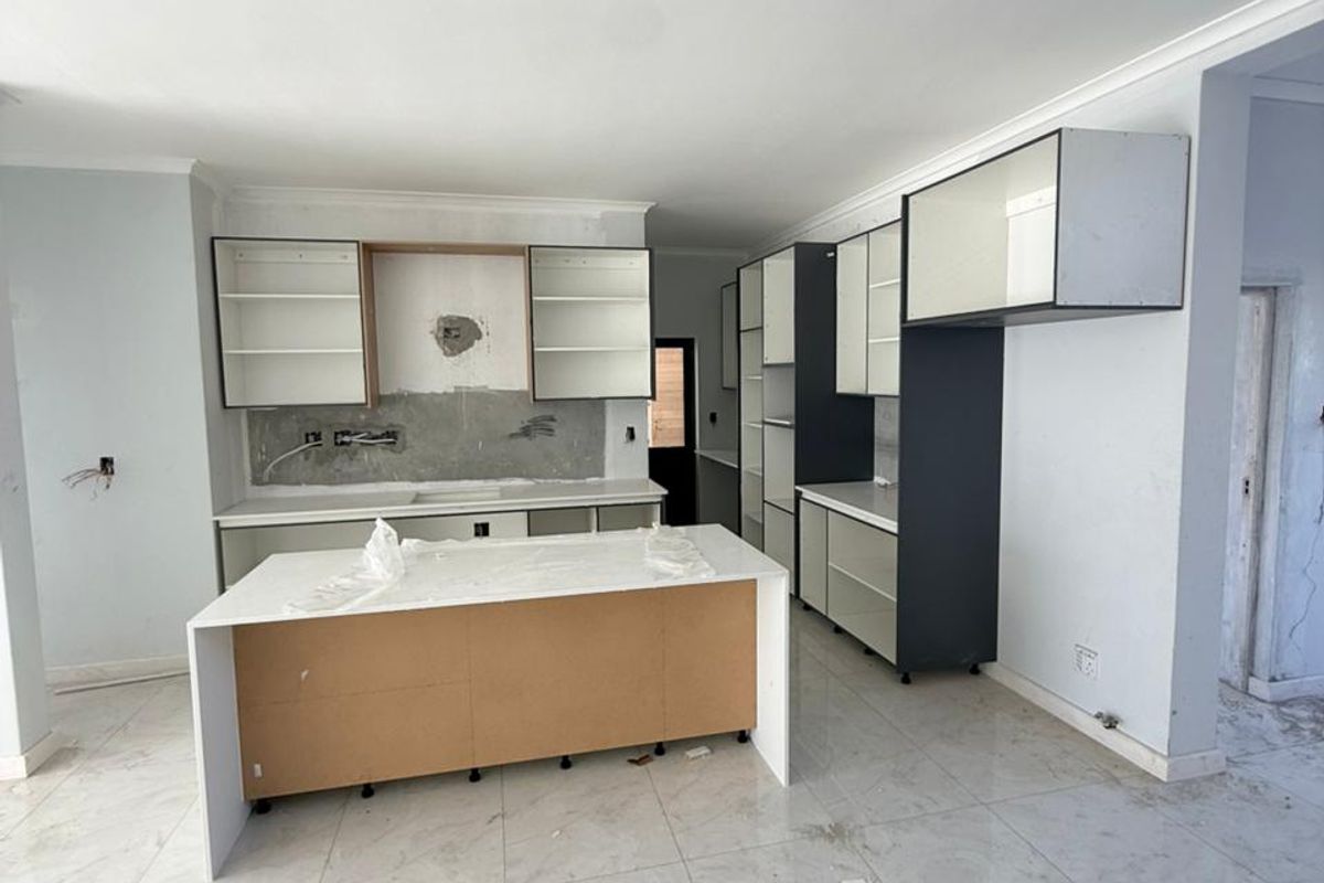 Modern 4-Bed, 3-Bath New Build in Sandown – Completion Mid-December 2025 - No Transfer Duty.  - Photo 3