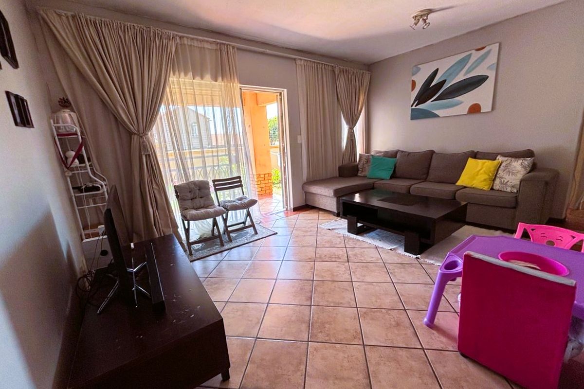 2 Bed 1 Bath unit for sale in Eco Park Estate - Photo 5