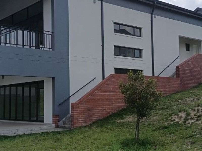 Spacious Newly Built 2-Bed, 2-Bath Apartment For Sale in North Riding - Photo 2