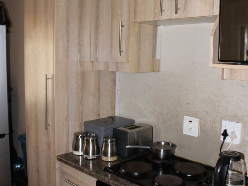 2 Bedroom Flat - Starter Pack - Photo 2