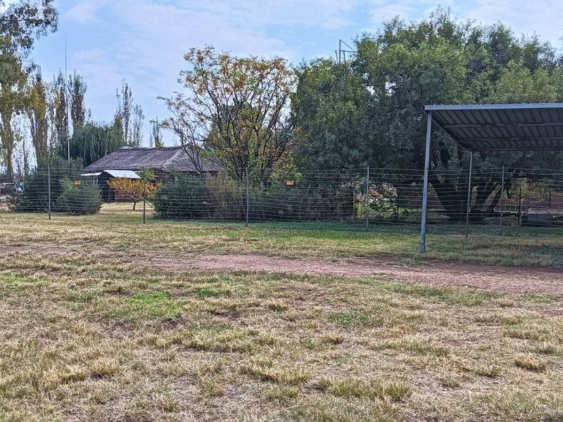 12 ha Farm, with two flatlets, main house, and workshop. - Photo 10