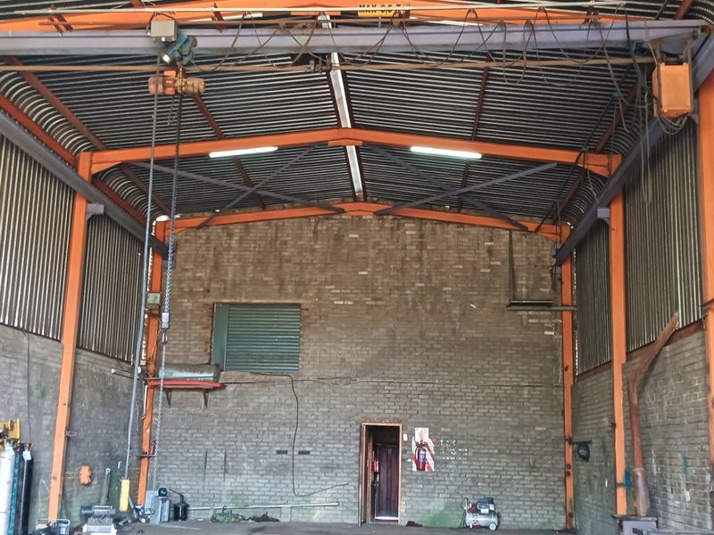 12 ha Farm, with two flatlets, main house, and workshop. - Photo 8