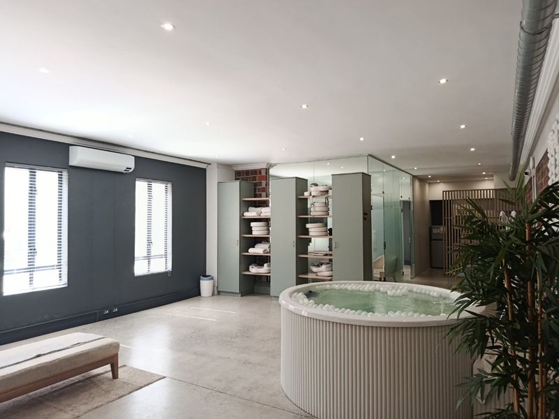 Ground Floor Office With Excellent Visibility – Ideal for Office or Retail Use - Photo 5