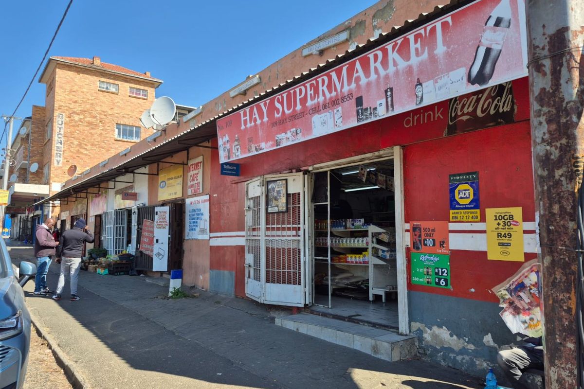 Fully tenanted Commercial property with rental income  - Photo 5