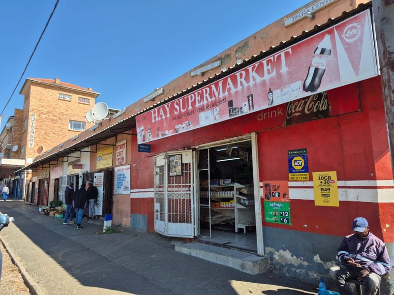 Fully tenanted Commercial property with rental income  - Photo 2