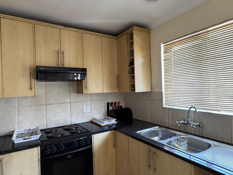 Spacious 3 Bedroom House To Rent In Tuscany Glen, Blue Downs - Photo 10