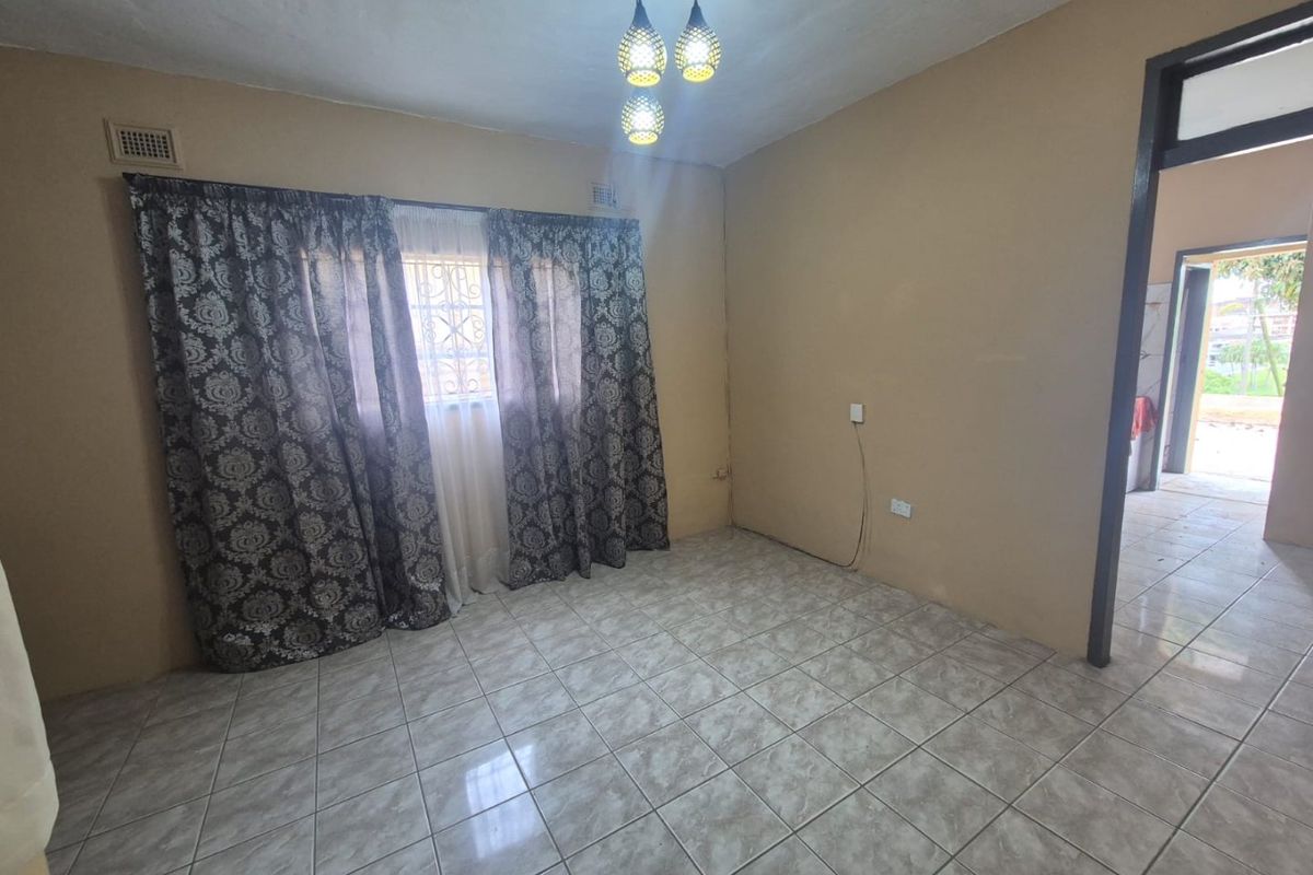 3 Bedroom House for sale in Woodhurst Chatsworth - Photo 3