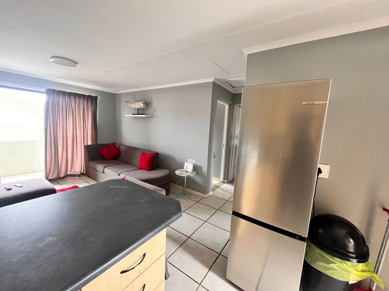 Long-Term Rental  2 bedroom Fully Furnished Apartment | Ferreira Town, Jeffreys Bay - Photo 8