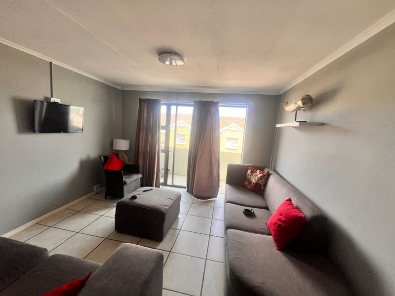 Long-Term Rental  2 bedroom Fully Furnished Apartment | Ferreira Town, Jeffreys Bay - Photo 1