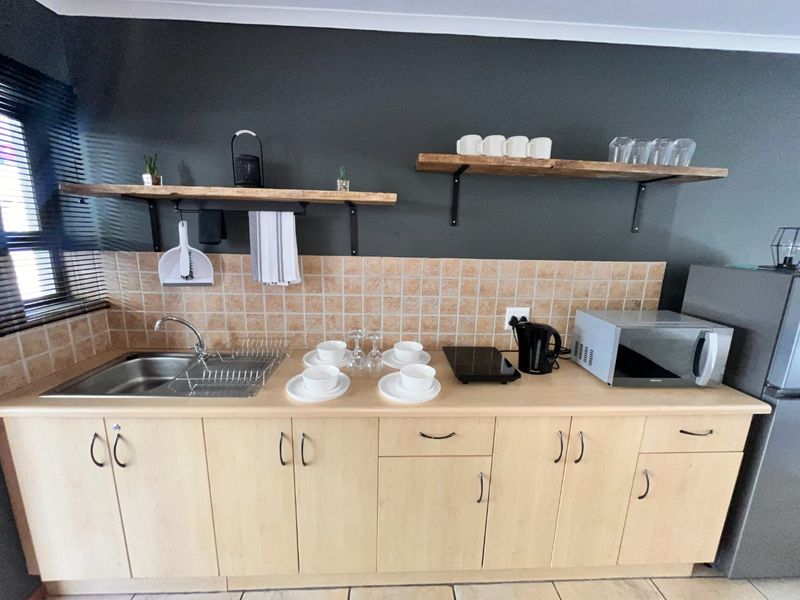 One bedroom flat available short term rental 1st Feb2026 to 30th April 2026 - Photo 5