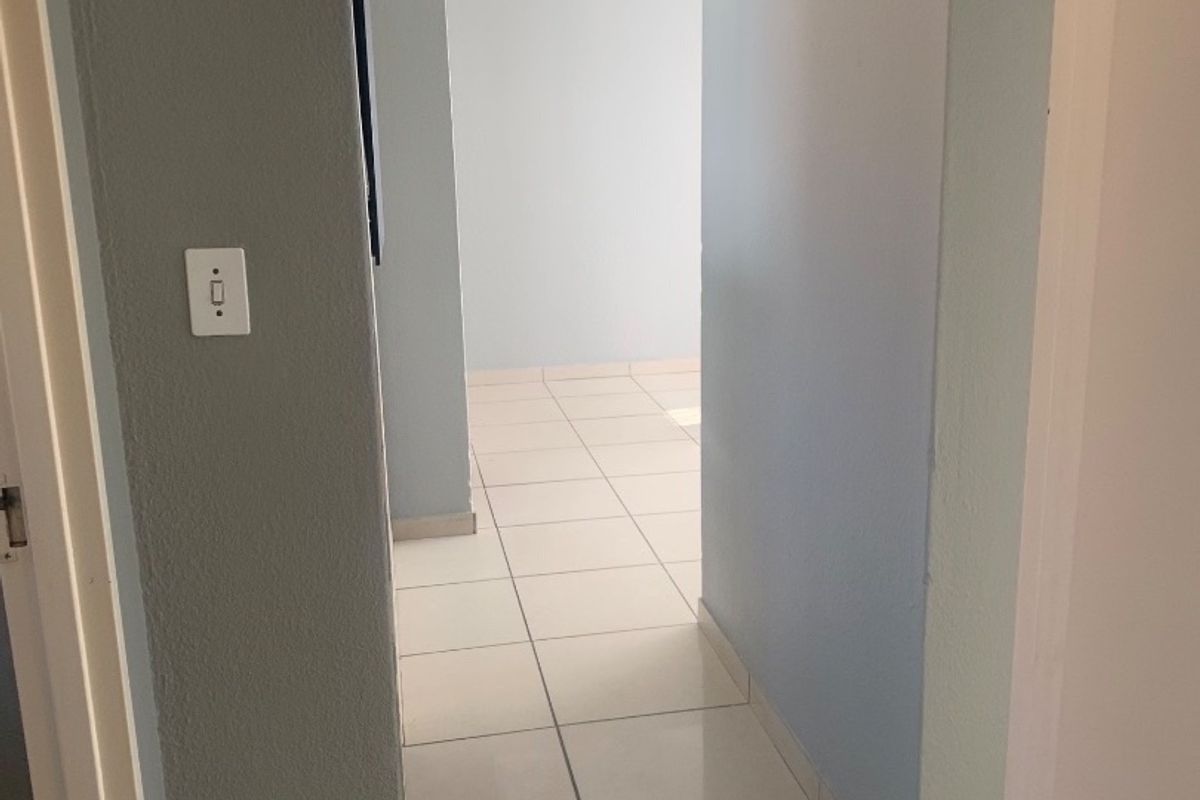 A Lovely 3 Bedroom Cluster For Rent in Ormonde.  - Photo 4