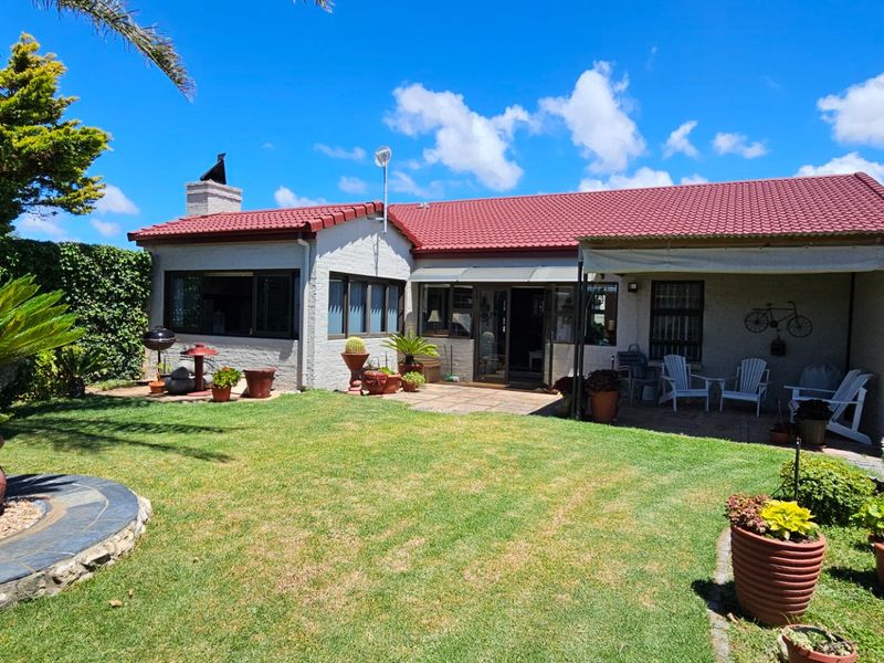 Dream home in Stilbaai - Photo 2