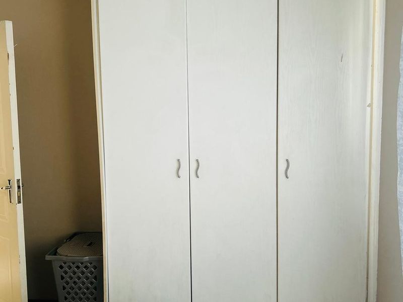 2 bedroom and 1 bathroom apartment in Boksburg, for sale Call  us Now!! - Photo 10