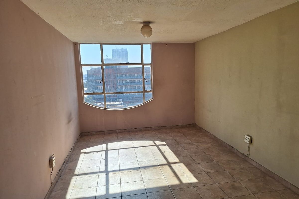 Bachelor apartment in kempton park for sale Call  us Now!! - Photo 4