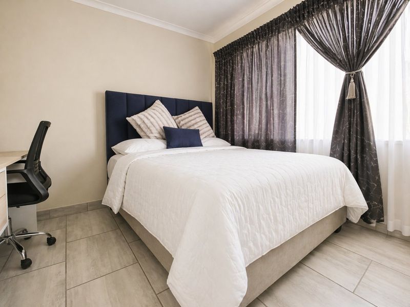 Gorgeous 4-Bedroom Home in Secure Estate. situated in Sunward Park, Boksburg - Photo 5