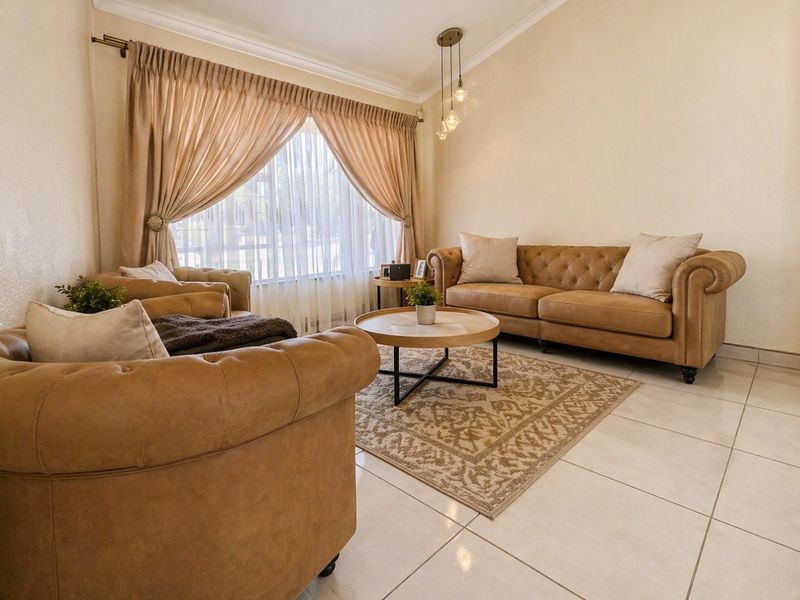 Gorgeous 4-Bedroom Home in Secure Estate. situated in Sunward Park, Boksburg - Photo 7