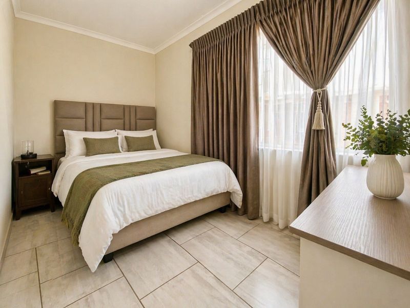 Gorgeous 4-Bedroom Home in Secure Estate. situated in Sunward Park, Boksburg - Photo 6