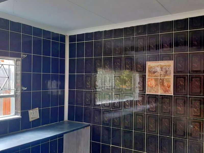 9 bedroom 3 bathroom with flatlet for sale - Photo 6