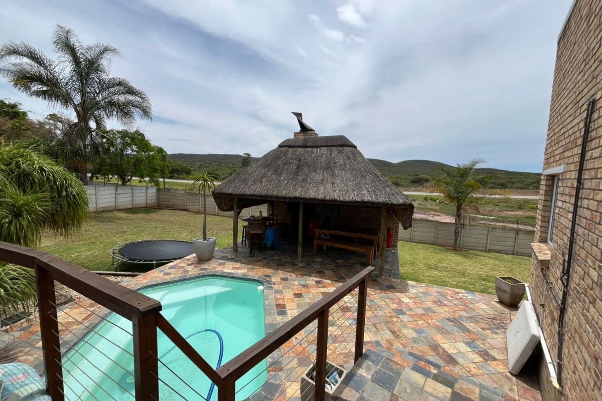 Modern family home in Vanes Estate! - Photo 5