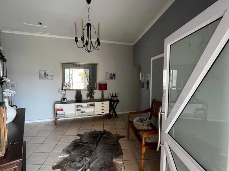 Modern family home in Vanes Estate! - Photo 10