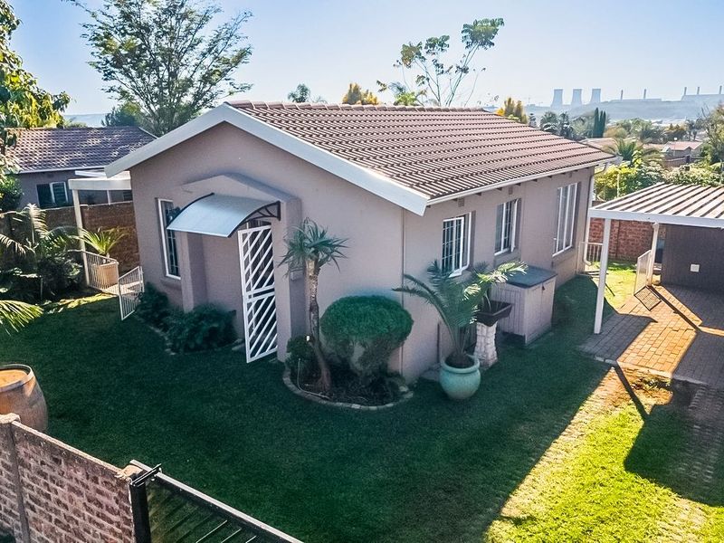 Two Bedroom Simplex In Exclusive Eden Glen Boom - Photo 2