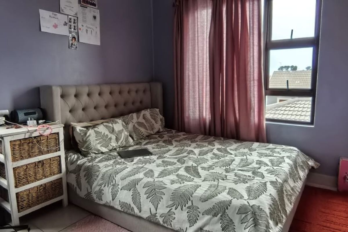 Modern, 4 Bedroom Double Story Family gome fir Sale at Arcata Estate - Photo 5