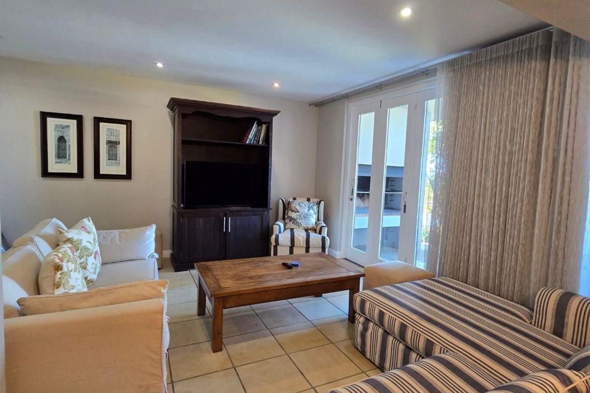 OUBAAI VILLAGE DUPLEX TO RENT – FULLY FURNISHED  - Photo 2