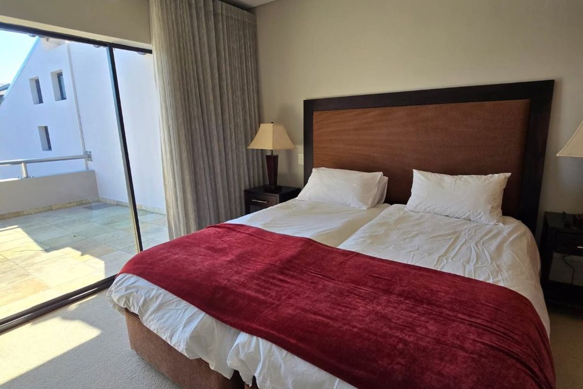 OUBAAI VILLAGE DUPLEX TO RENT – FULLY FURNISHED  - Photo 4