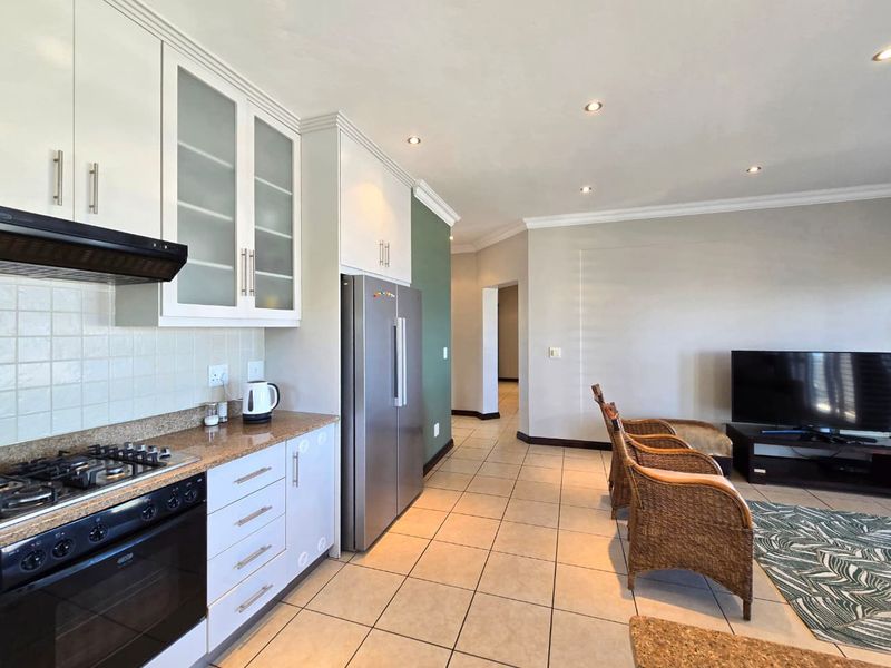 HEROLDS BAY HOME TO RENT – SECURE, SUNNY & SPACIOUS  - Photo 9