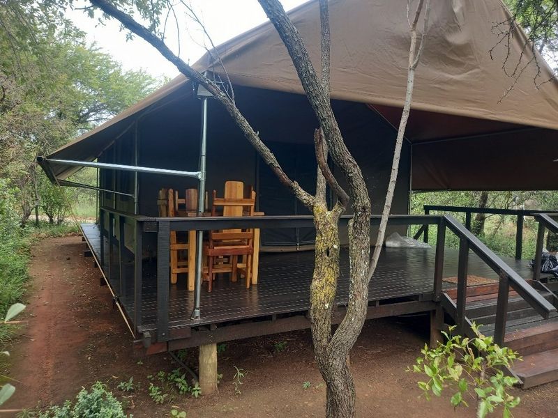 Established Bush lodge for sale in Dinokeng Big 5 reservation  - Photo 2