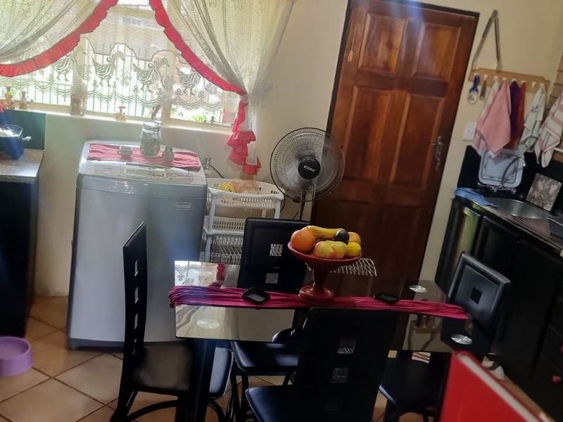 2-Bedroom Apartment for Rent in Brits Central - Photo 4