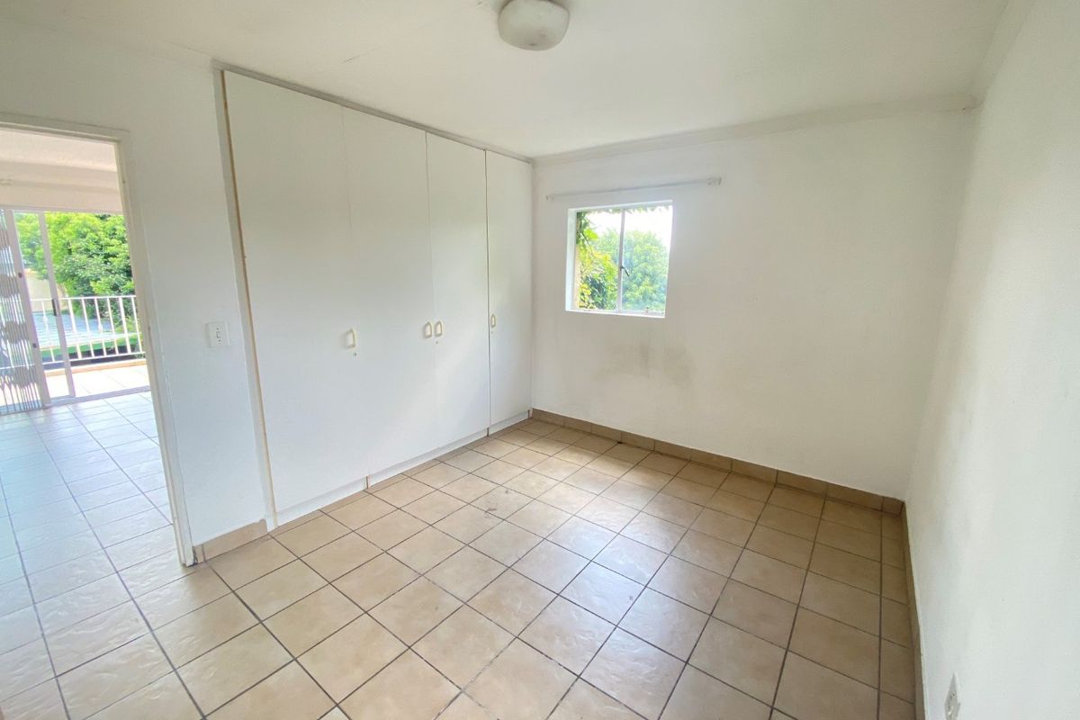 1 Bed 1 Bath Apartment in the Leafy Suburb of Olivedale. - Photo 5