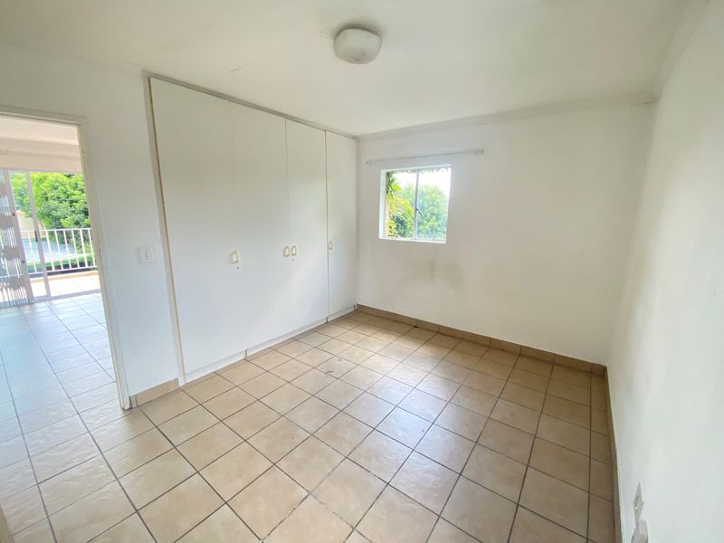 1 Bed 1 Bath Apartment in the Leafy Suburb of Olivedale. - Photo 5