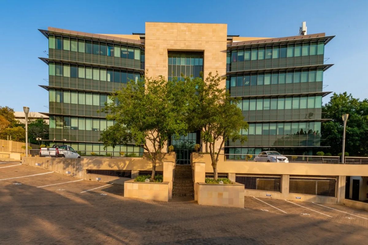 82 Grayston Drive Office  - Photo 2