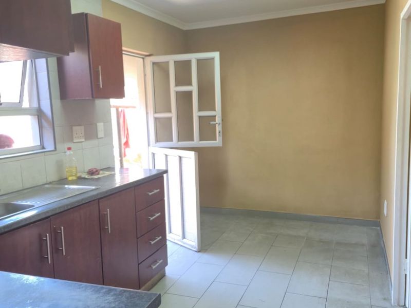 1 Bedroom apartment to Let -  Merewent Central - Photo 10