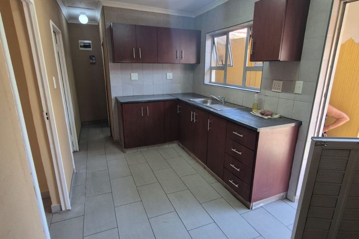 1 Bedroom apartment to Let -  Merewent Central - Photo 5