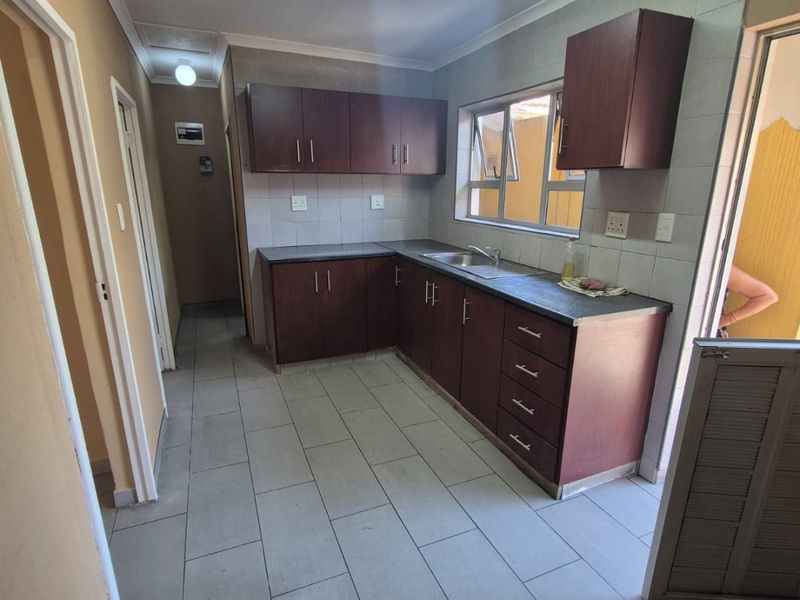 1 Bedroom apartment to Let -  Merewent Central - Photo 5