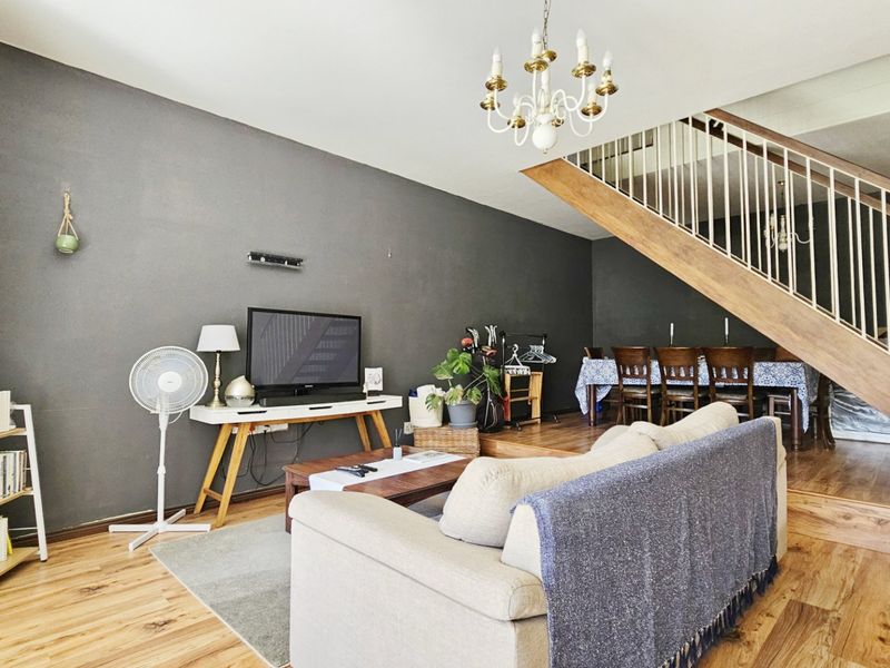 A deligtful North-facing duplex in Three Rivers Proper. - Photo 9