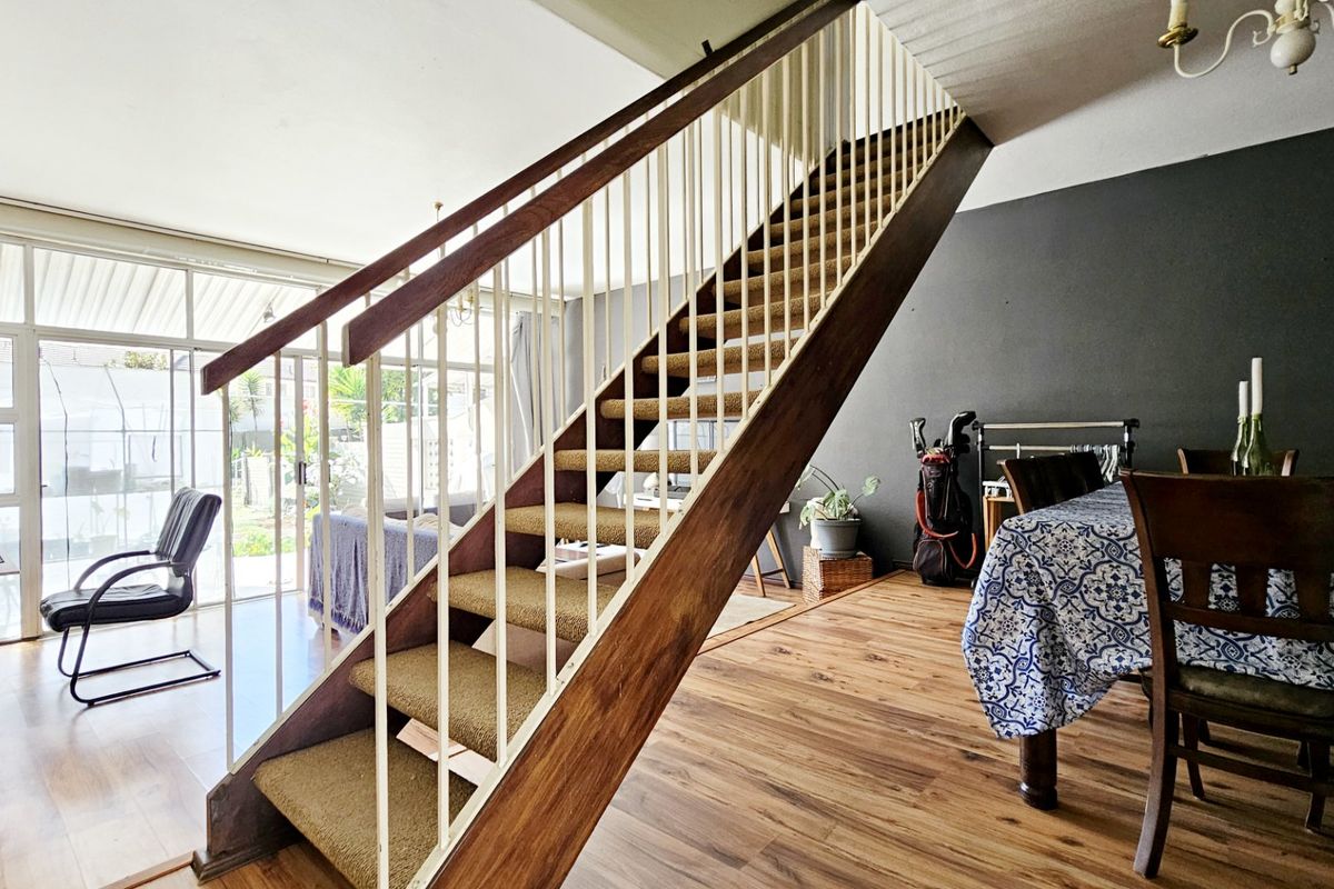 A deligtful North-facing duplex in Three Rivers Proper. - Photo 4