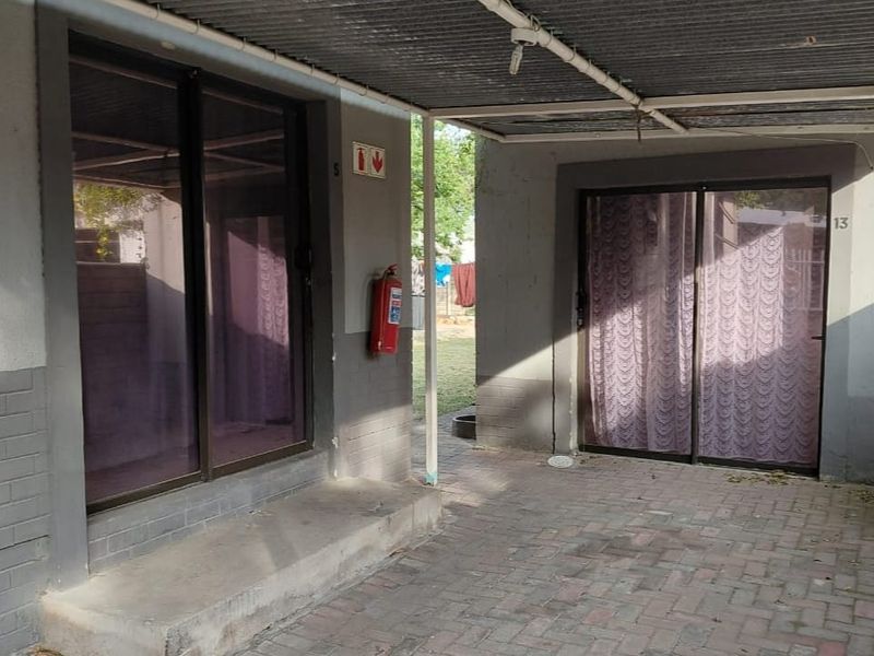 Stunning 13-Bedroom Communal Property in Sasolburg Ext 3 - Photo 4