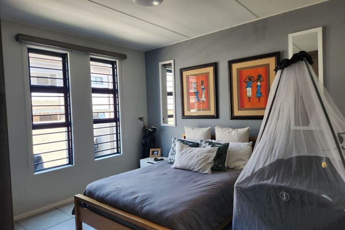 Charming Home with Practical Layout - Photo 3