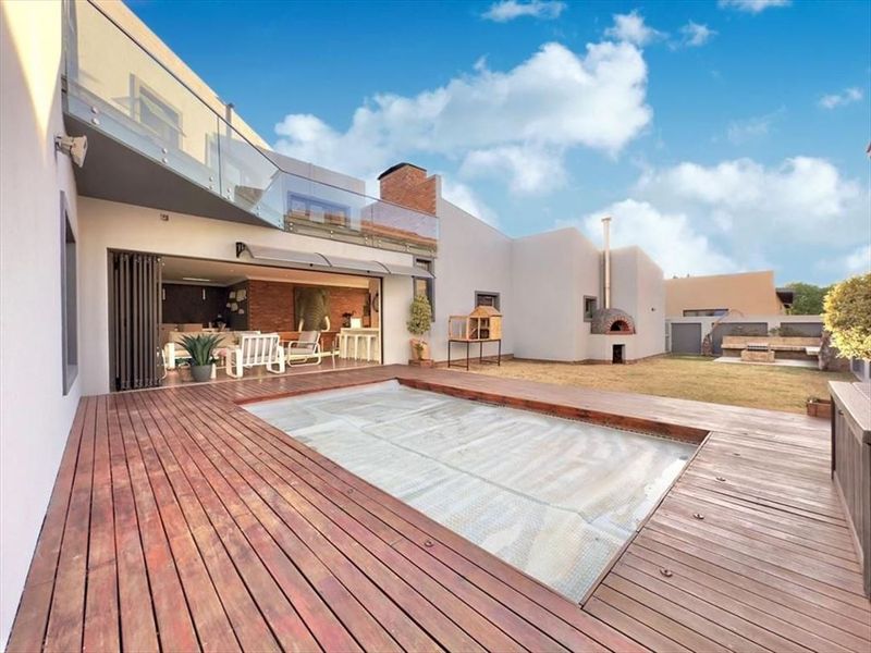 Spacious Family Home with Premium Features - Photo 3