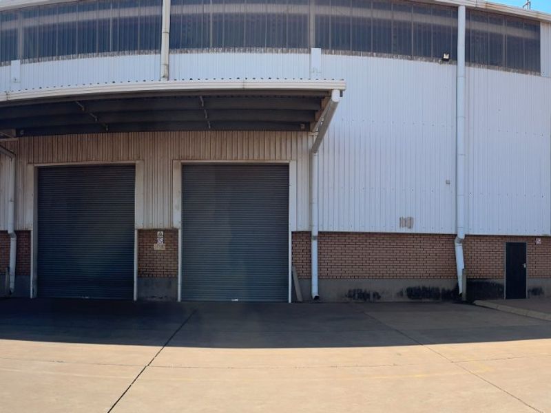 **ON SPECIAL!** 2276m2 Warehouse to Let DIRECT FROM OWNERS WITH ADDED PERKS @ Twenty-One Industrial Estate, Clayville - Photo 3