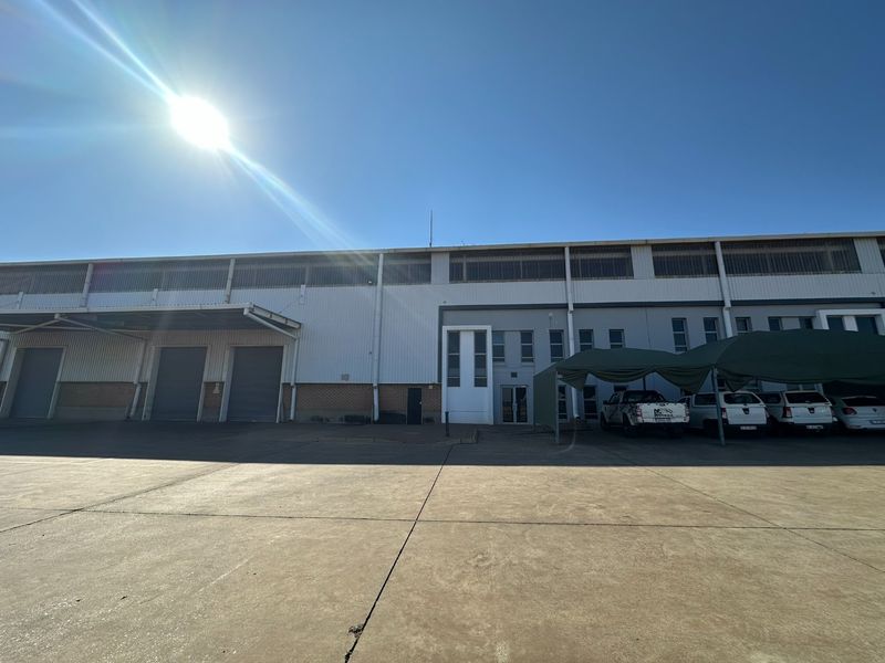 **ON SPECIAL!** 2276m2 Warehouse to Let DIRECT FROM OWNERS WITH ADDED PERKS @ Twenty-One Industrial Estate, Clayville - Photo 5