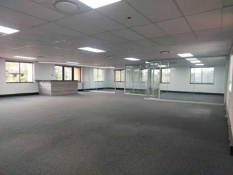 Upmarket Bryanston A-Grade Offices – Fully Move-In Ready - Photo 5