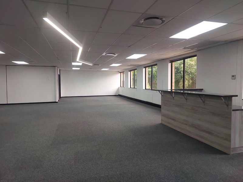 Upmarket Bryanston A-Grade Offices – Fully Move-In Ready - Photo 4